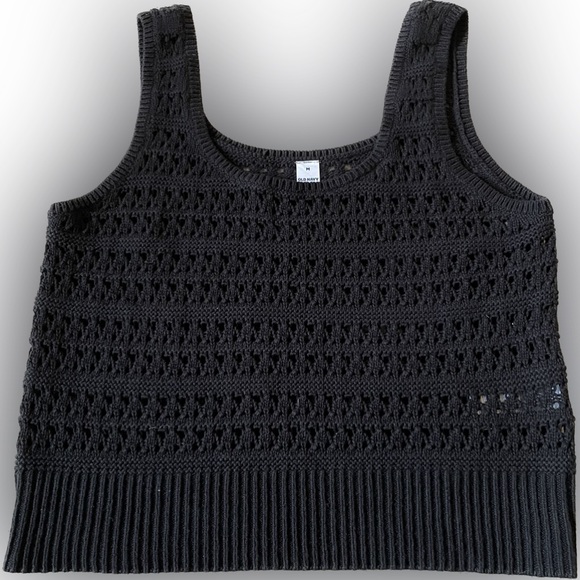 ❤️2/$30 Knit crop top - Picture 1 of 3